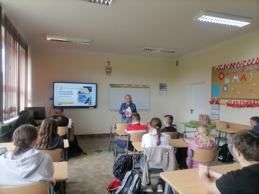 Zapoznanie z ofertą edukacyjną – Zespół Szkół Technicznych im. Wincentego Pola w Gorlicach
