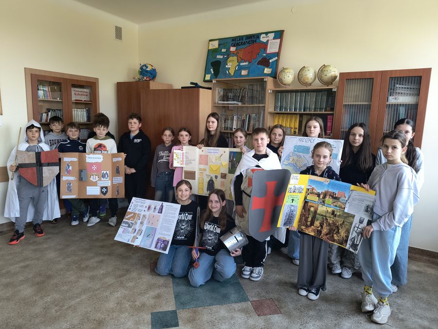 Lapbooki o rycerzach zakonnikach