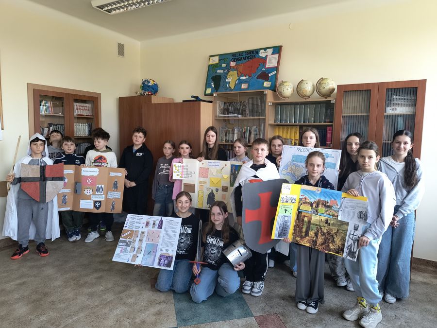 Lapbooki o rycerzach zakonnikach